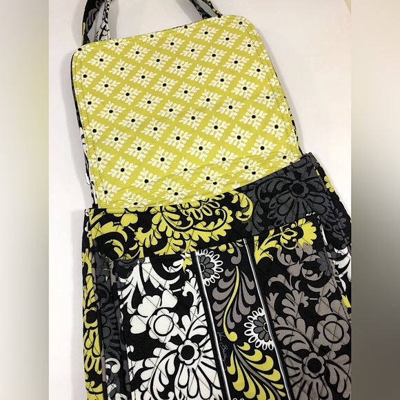 Vera Bradley Baroque Mailbag Crossbody - Picture 4 of 7